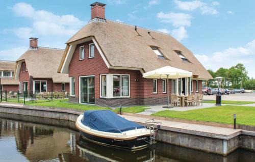 Idskenhuizen Maison | Stunning Home In Idskenhuizen With Sauna