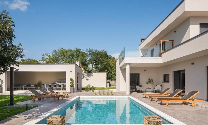 Kapelica Maison | Villa Sent