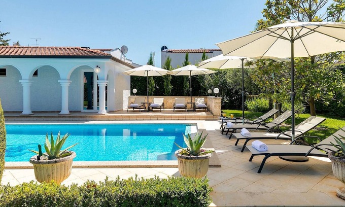 Cancini Maison | Villa My Lia