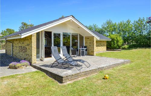 Ronde Maison | Stunning Home In Rønde With Wifi