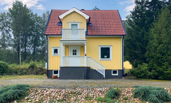Sjotofta Maison | Stunning home in Sjötofta with sauna