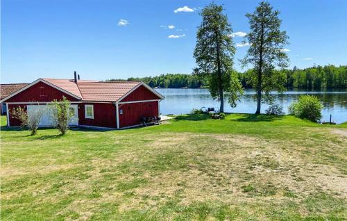 Tingsryd Maison | Stunning Home In Tingsryd With Wifi