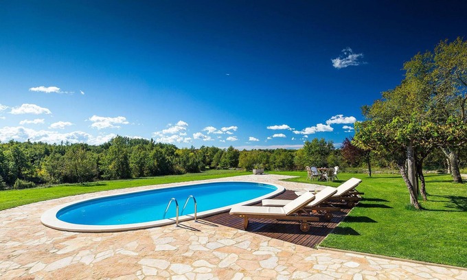 Laginji Maison | Stunning home in Zminj