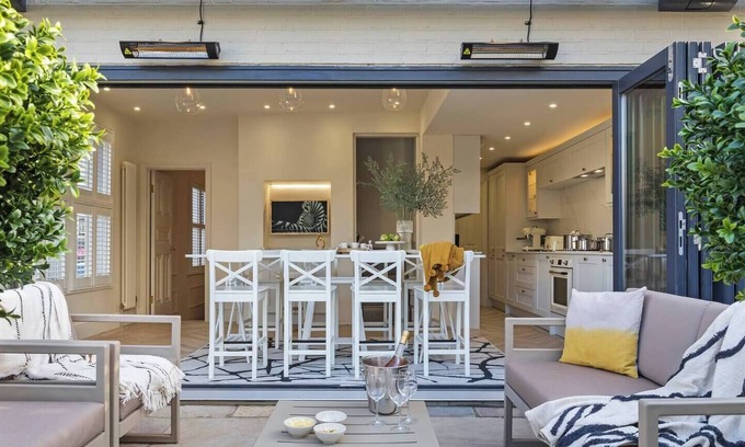 Leigh-on-Sea Maison | Stunning house in the heart of Leigh-On-Sea, Best location in Leigh On Sea