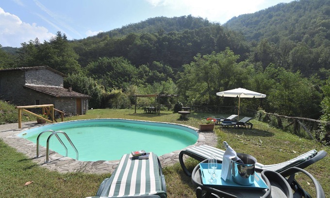 Coreglia Antelminelli Maison | Belle maison de vacances privée avec WIFI, piscine privée, TV, animaux admis et parking