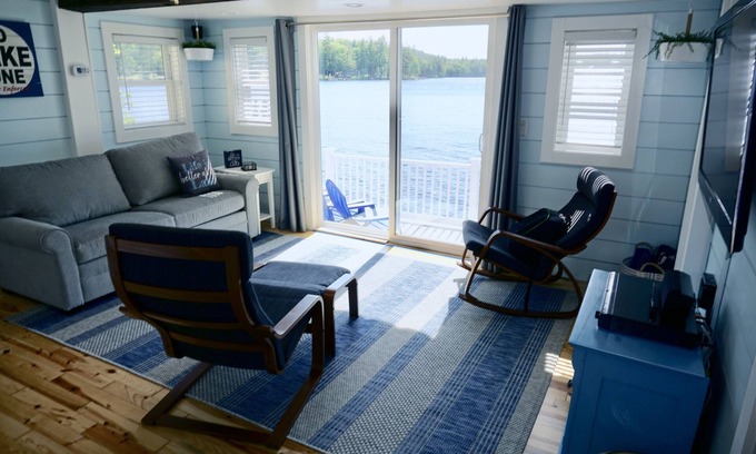 Franklin Maison | Superbe Lake House sur le magnifique lac Webster, parfait pour votre escapade d'automne.