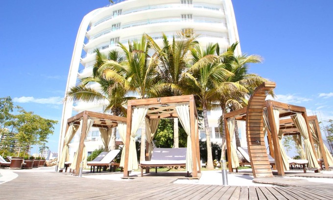 Marina Mazatlan Copropriété | High Tides - Luxury Living with pool and gym in Marina Mazatlán