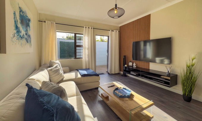 Velddrif Maison | Stunning Modern Beach house in Velddrif