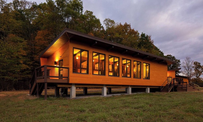 Clearville Cabine | Stunning Modern Private Cabin at River Mountain Resort