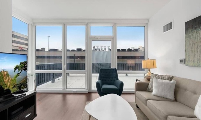 Sutton Place Appartement | Stunning new 1BR | Deck + Lounge | Upper East Side