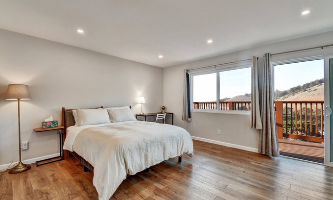 Sharp Park Maison | Stunning Ocean Mountain View Near SF+Beach 2Suites