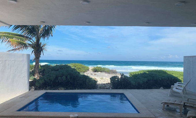 Cancun Maison | Stunning oceanfront 3-bedroom, 3.5 bath house in Isla Mujeres