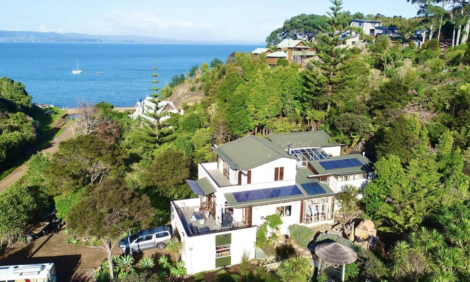 Waiheke Island Maison | Sanctuaire paisible d'Orapiu dans la baie d'Otakawhe