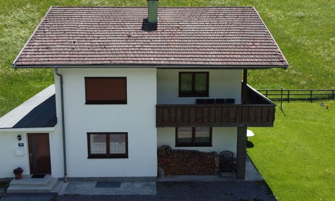 Gries am Brenner Maison | Magnifique maison de vacances privée pour 8 personnes avec WIFI, TV, balcon et parking