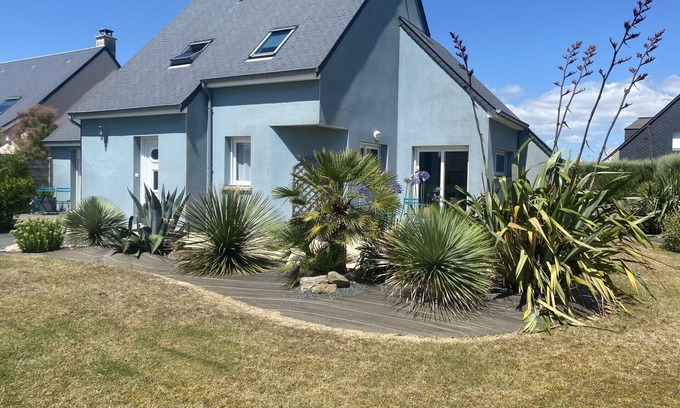 Bretteville-sur-Ay Maison | Merveilleuse maison de vacances privée avec WIFI, TV, terrasse, animaux admis et parking