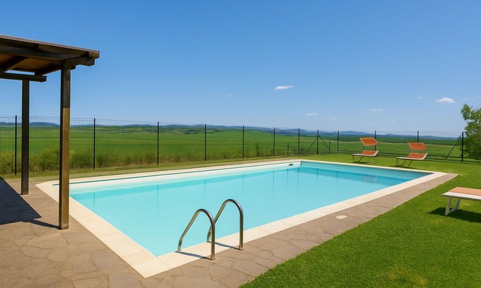 Monteroni d'Arbia Villa | Maison de vacances privée avec piscine privée, WIFI, TV, balcon, vue panoramique, près de Sienne