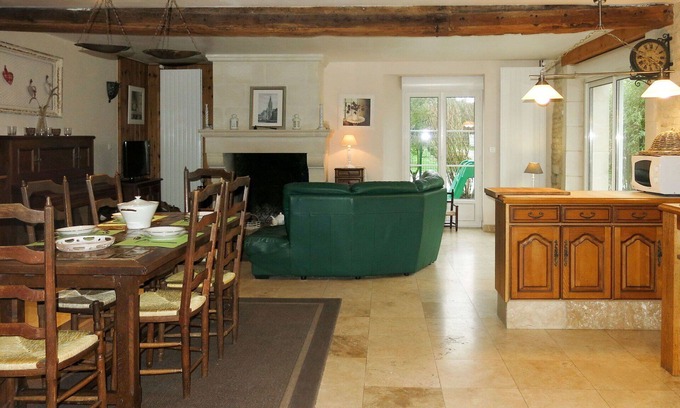 Cambes-en-Plaine Maison | Merveilleuse maison de vacances privée pour 6 personnes avec WIFI, TV, terrasse et animaux admis