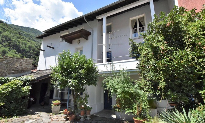 Cosio Valtellino Maison | Magnifique maison de vacances privée avec WIFI, climatisation, TV, patio et animaux admis
