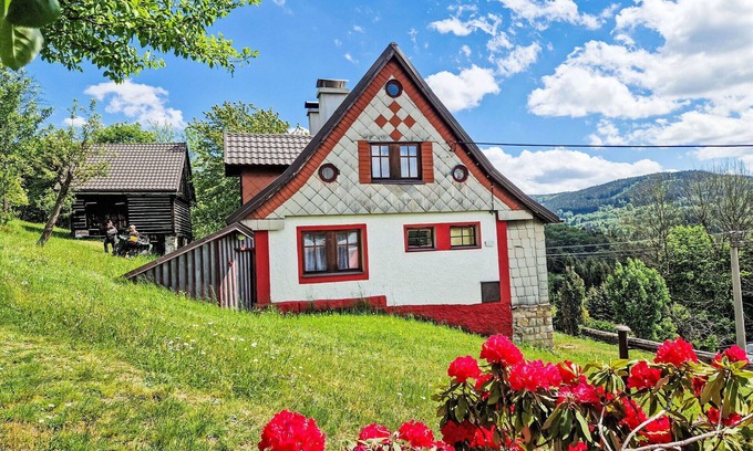 Tanvald Maison | Merveilleuse maison de vacances privée pour 9 personnes avec WIFI, TV, terrasse et parking