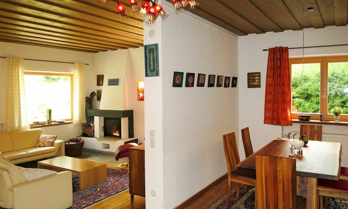 Haidmuhle Maison | Magnifique maison de vacances privée pour 8 personnes avec WIFI, TV et parking
