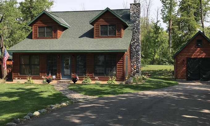 Bayview Cabine | Superbe maison privée sur le lac située sur la magnifique baie Cove.