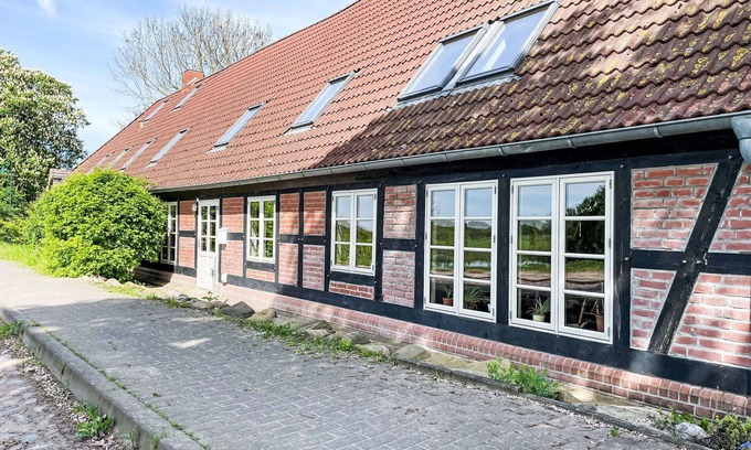 Karin Maison | Merveilleuse maison de vacances privée pour 10 personnes avec WIFI, TV et terrasse