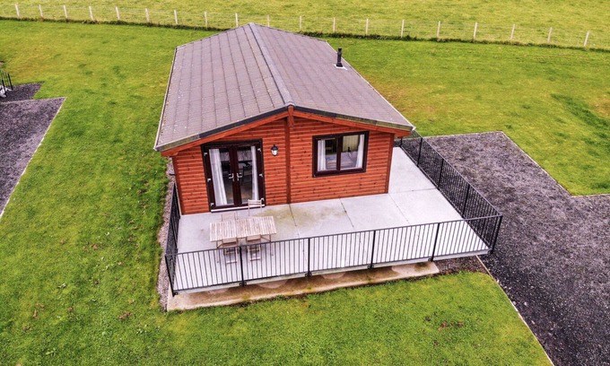 Kinross Maison | Belle maison de vacances privée avec WIFI, TV, balcon, animaux admis et parking
