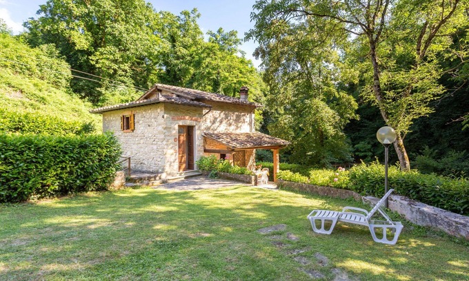 Molezzano Villa | Merveilleuse maison de vacances privée pour 4 personnes avec WIFI, TV, patio et animaux admis