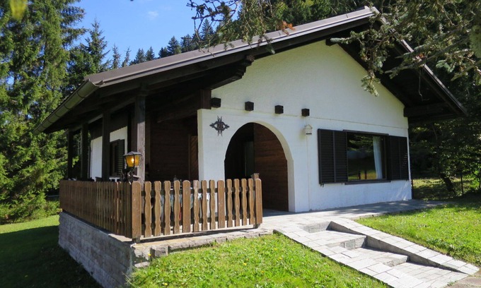 Bodental Maison | Belle maison de vacances privée pour 5 personnes avec TV et animaux admis
