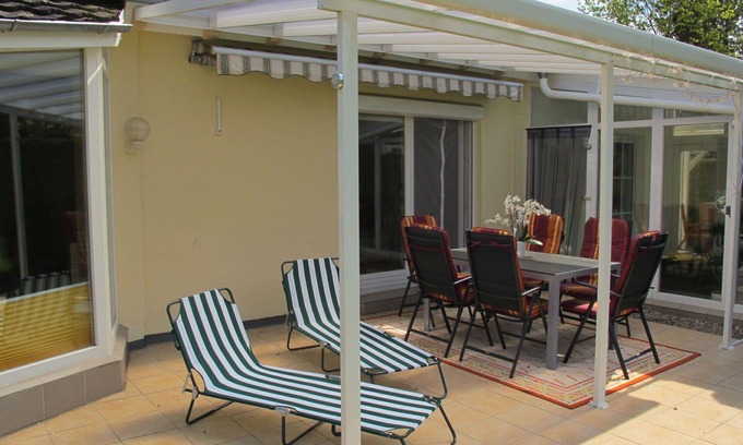 Godern Maison | Merveilleuse maison de vacances privée pour 6 personnes avec WIFI, TV, terrasse et parking
