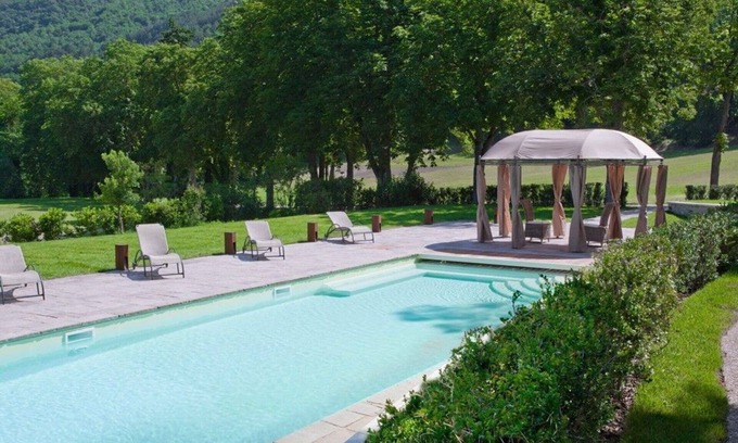 Nerbisci Villa | Maison de vacances privée avec WIFI, piscine privée, climatisation, TV, patio, vue panoramique