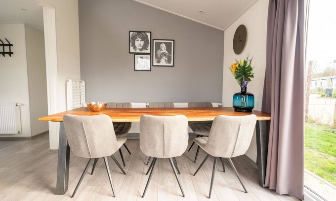 Linden Maison | Merveilleuse maison de vacances privée pour 6 personnes avec WIFI, TV et terrasse