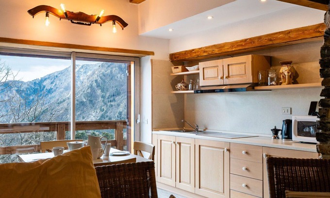 Realdo Maison | Maison de vacances privée avec climatisation, WIFI, balcon, animaux admis, vue panoramique, parking