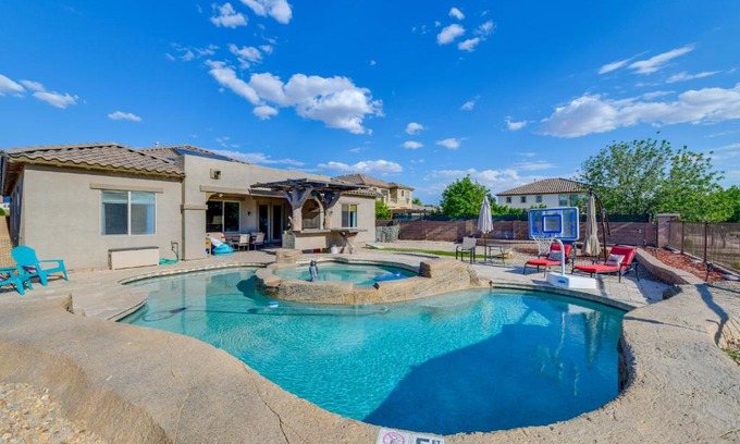 Montelena Maison | Stunning Queen Creek Getaway with Private Pool!