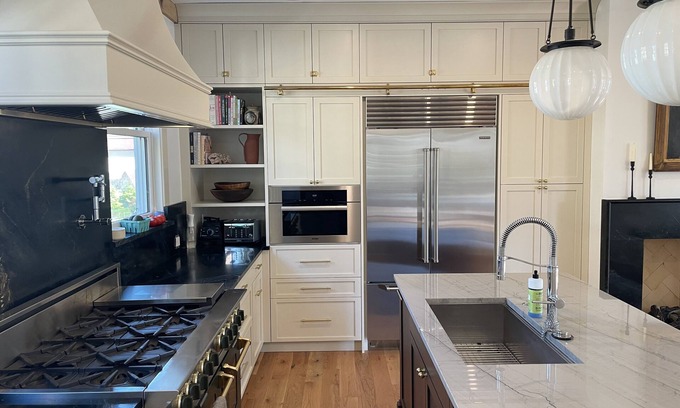 Murray Hill Maison | Stunning remodel in Murray Hill- Available Commissioning Week 2025, 2026