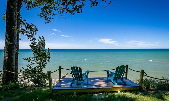 Montague Maison | Stunning renovated cottage with 150' of private sandy Lake Michigan beachfront!