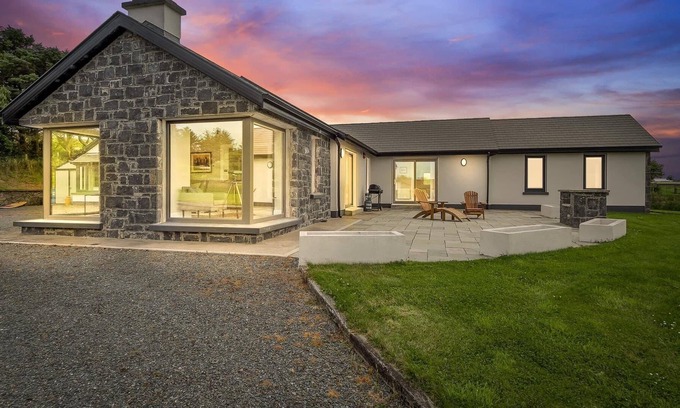 Westport Maison | Stunning Sea Views next to Croagh Patrick