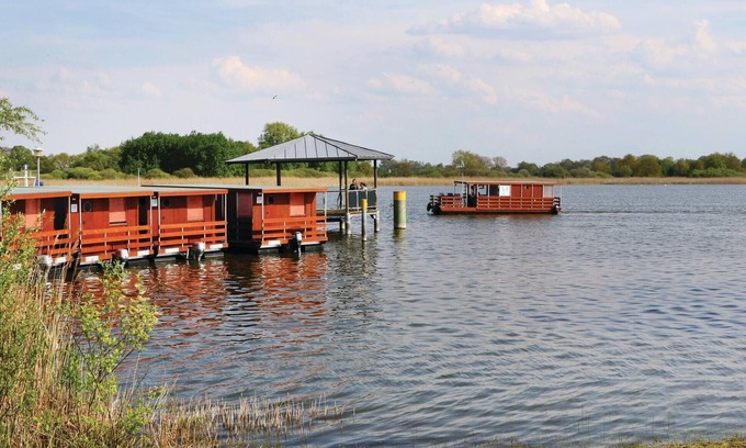 Radewege Location De Bateaux | Superbe navire de 2 chambres à Radewege