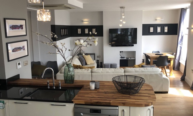 Burnham-on-Crouch Appartement | Stunning Spacious 3 Bed Apartment with River Views