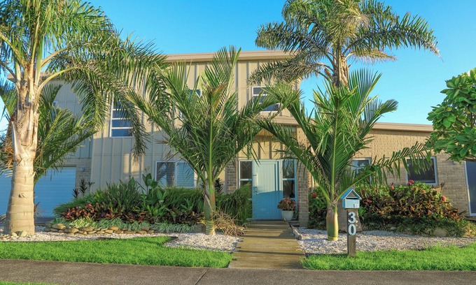 Waihi Beach Maison | Stunning Surfers 4 Bedroom Beach House