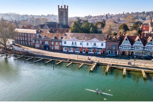 Henley-on-Thames Appartement | Stunning Thameside Apartment