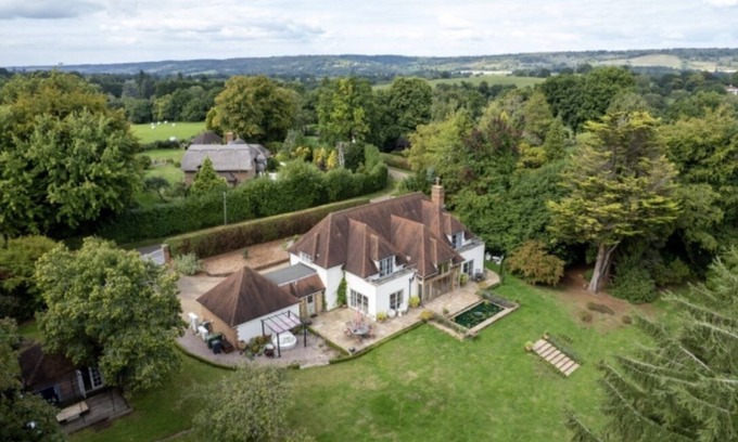 Dorking Maison | Stunning & tranquil. Heart of the Surrey Hills
