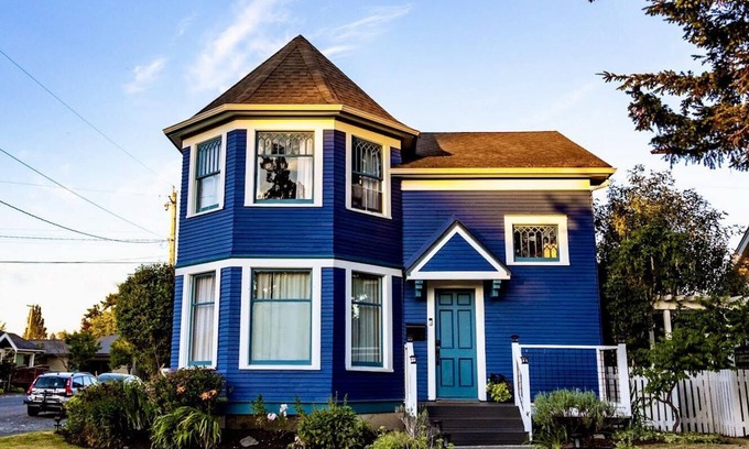 Columbia Maison | Stunning Victorian 4BR w/Hot Tub 5 Min to Downtown