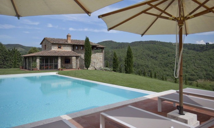 Gaiole in Chianti Villa | Belle maison de vacances avec climatisation, WIFI, piscine privée, TV, patio et vue panoramique