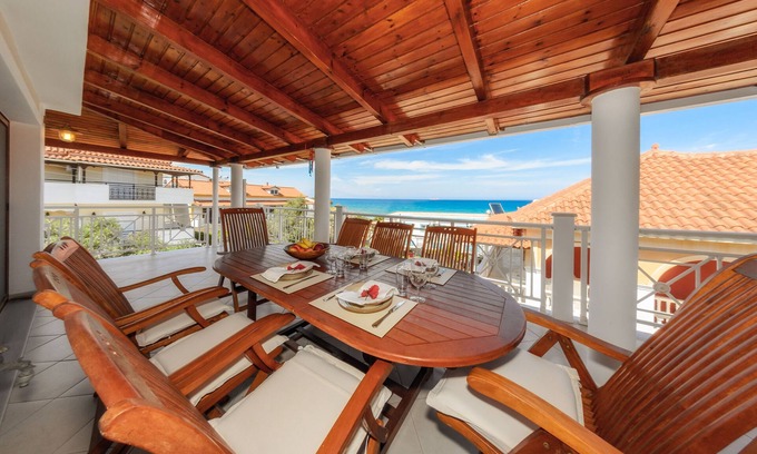 Alikanas Villa | Superbe villa dans un quartier calme et paisible pour 5 - 8 personnes