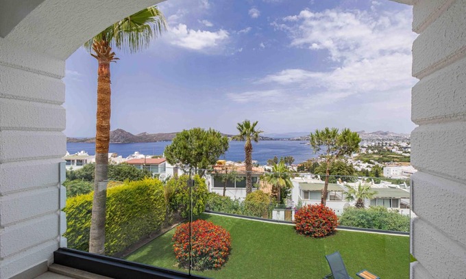 Yalikavak Villa | Stunning Villa with Private Pool and Luxuriest Views