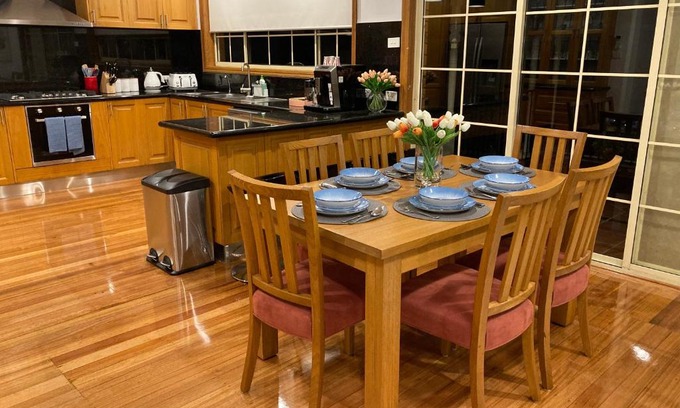 Glenroy Maison | Style/Comfort/Spacious 4 bedroom house plus study