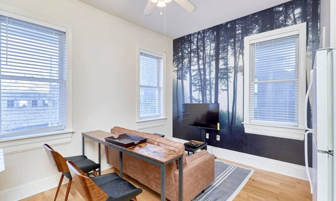 Grand Center Appartement | Stylish 1 Bed SLU, Fox Thtr, CWE