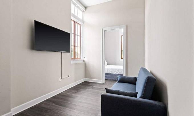 Saint Claude Hôtel | Stylish 1BR Hideaway Just Minutes from the French Quarter