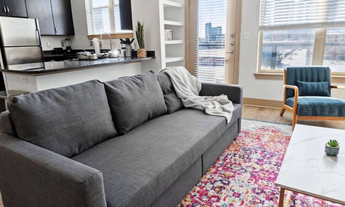 Deep Ellum Appartement | Stylish 1Br in Deep Ellum with Free Parking Near Baylor Med